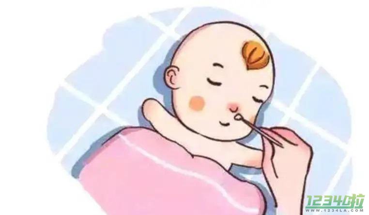 新生儿打喷嚏鼻塞怎么处理 清除鼻腔分泌物