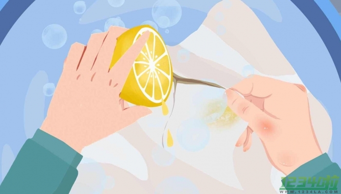 柠檬泡水喝有什么作用与功效 柠檬泡水对身体好吗