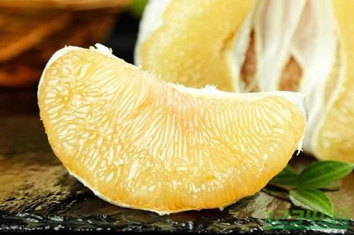 早上吃柚子的功效与作用是什么 吃柚子的禁忌